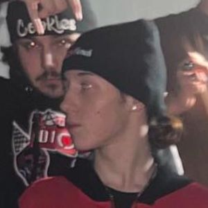 Meet your Posher, Lesane